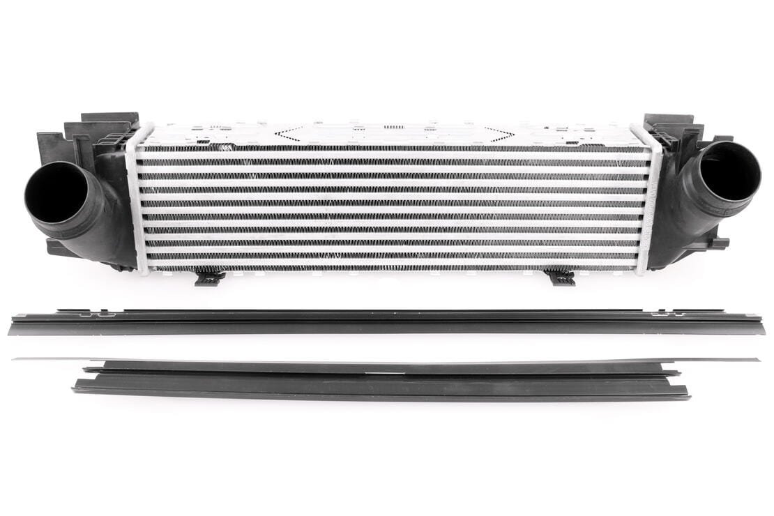 V20-60-0075_02.jpg Charge Air Cooler - BMW - Image 1