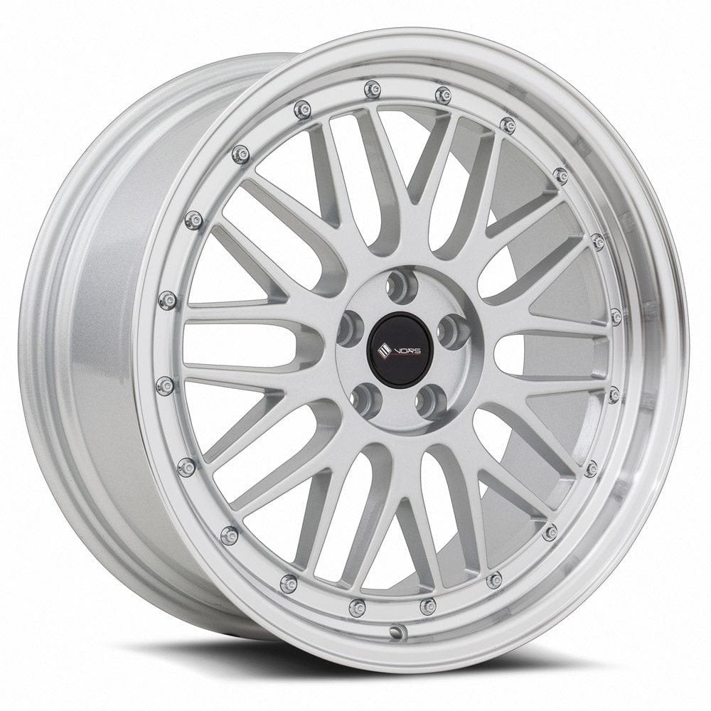 VR8_18X8_SILVER_d0d943e4-6f88-4ec9-8901-36ddfeddfcc9.jpg VORS VR8 17" 5x110 Silver Machine Lip Chrome Rivet - Image 1