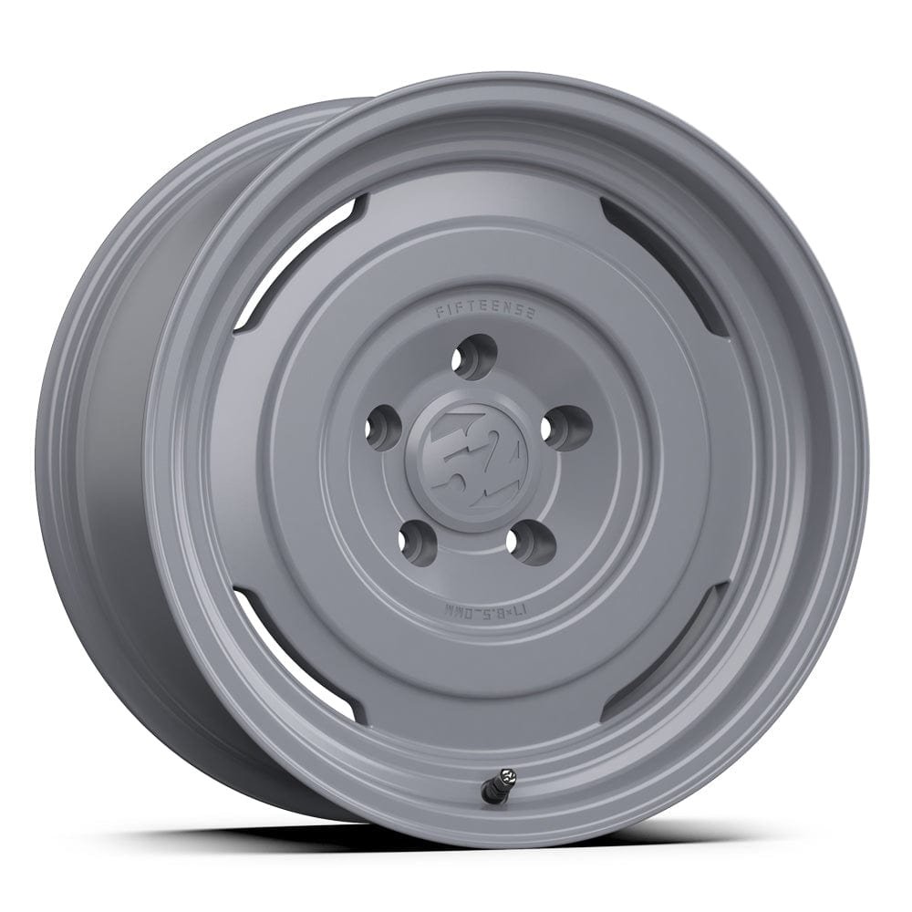 analog-hd-peak-grey-front-quarter_23798ed3-dda9-48ec-8c2a-c89ba187fe8f.jpg Fifteen52 Analog HD 16" 6x139.7 Peak Grey (Gloss) - Image 1
